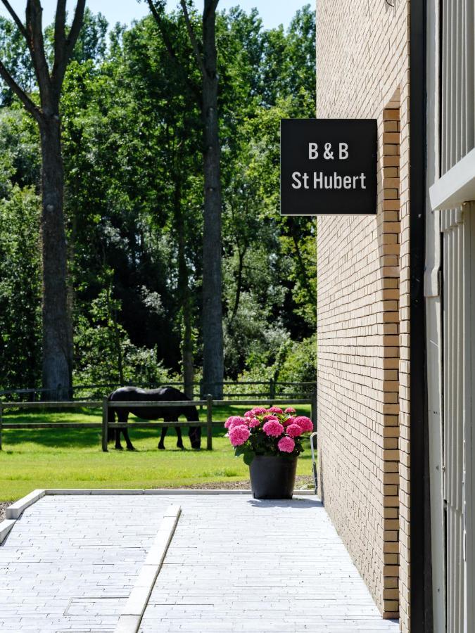 B & B St-Hubert Sint-Martens-Lennik Esterno foto