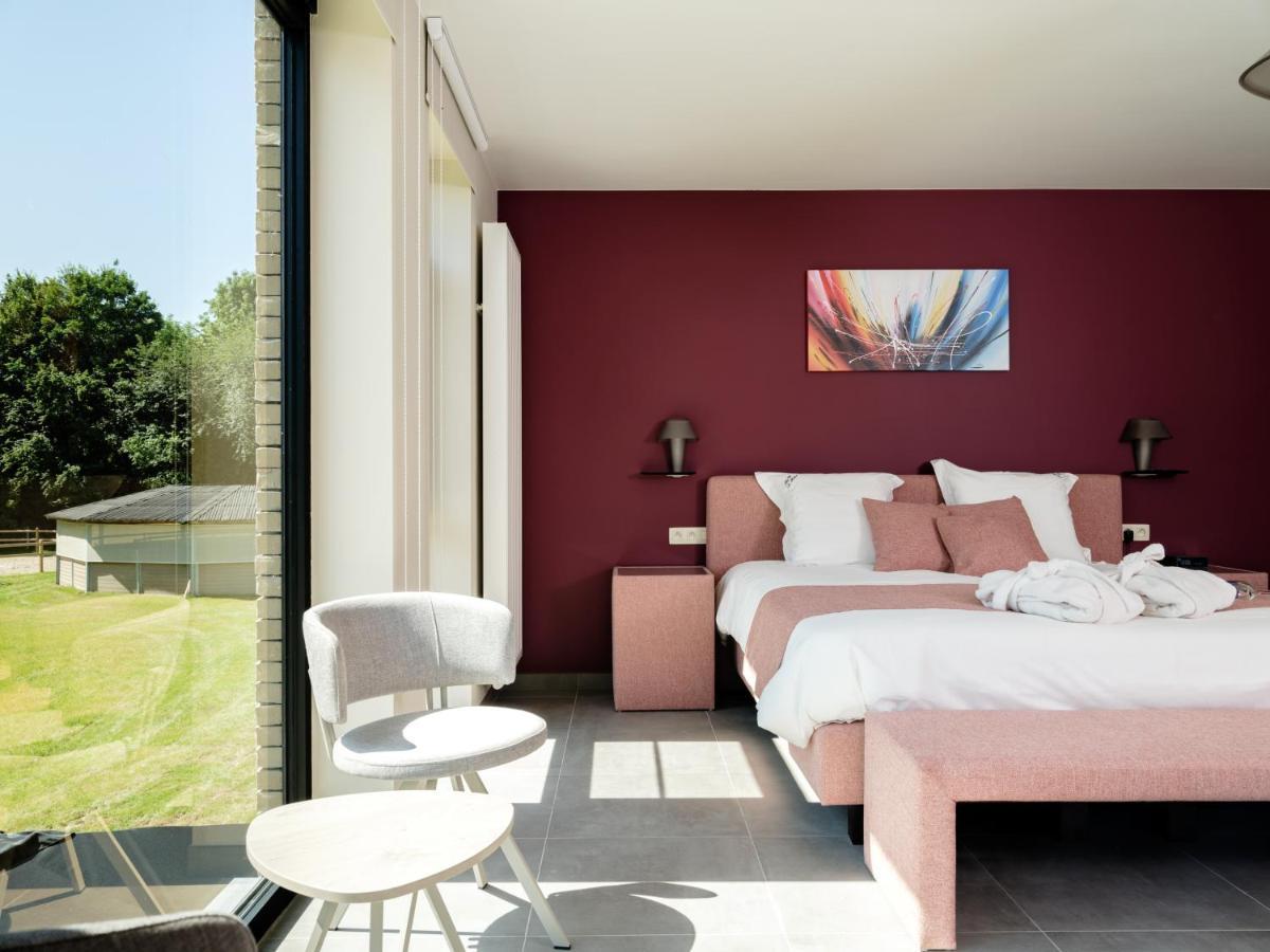 B & B St-Hubert Sint-Martens-Lennik Esterno foto